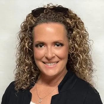 Joy Holland's Profile Picture