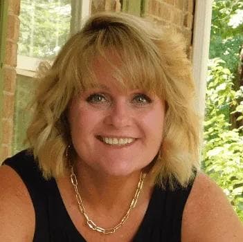 Lorraine Fields's Profile Picture
