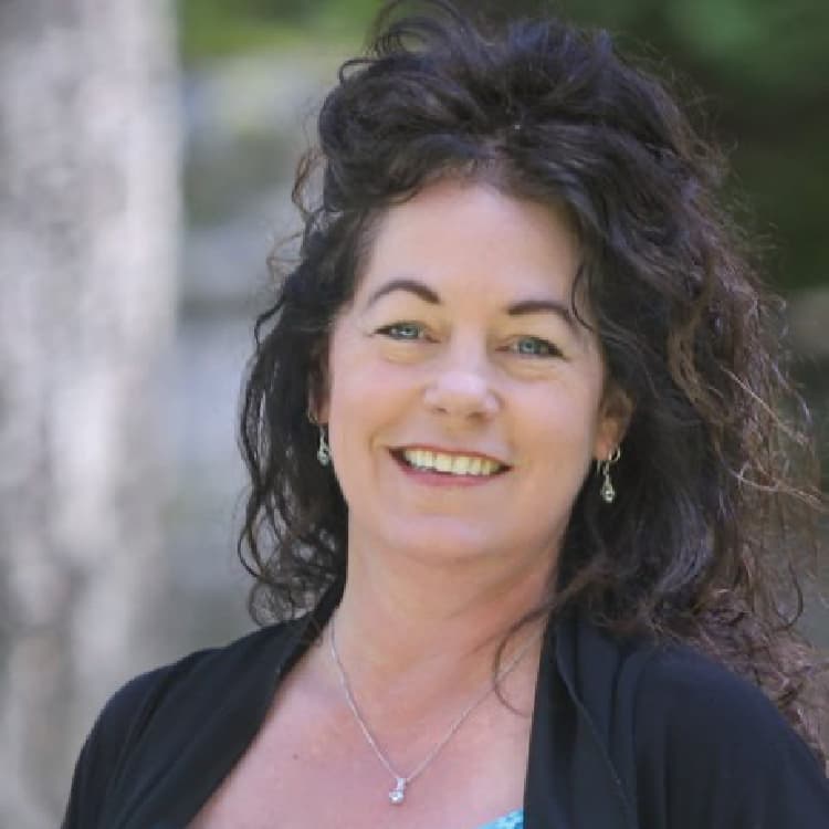 Leslie Reeder's Profile Picture